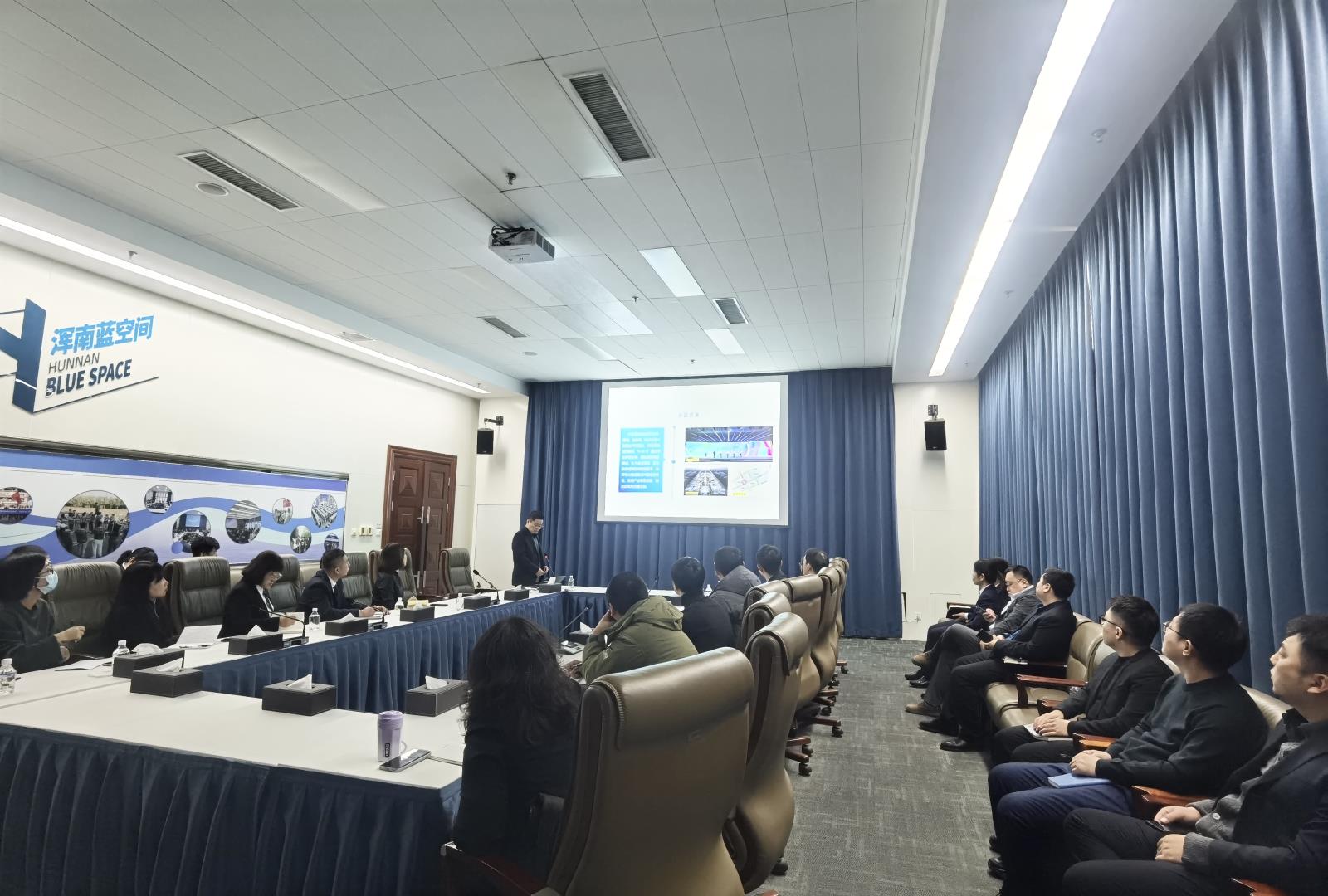 8097564769c123738458c58bc4628f8.jpg 8097564769c123738458c58bc4628f8.jpg